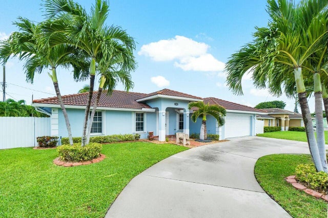 2 of 65 - 1906 N A Street, Lake Worth Beach, FL