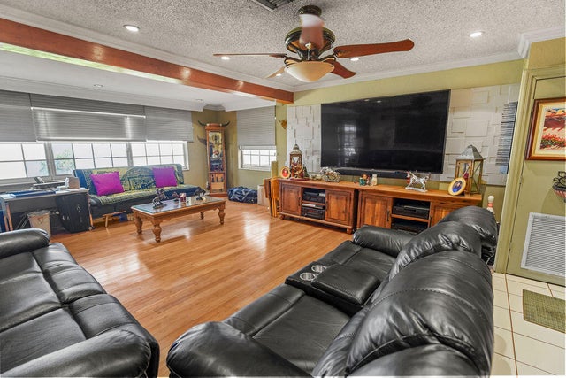 1 of 31 - 7241 La Croix Drive, Hollywood, FL