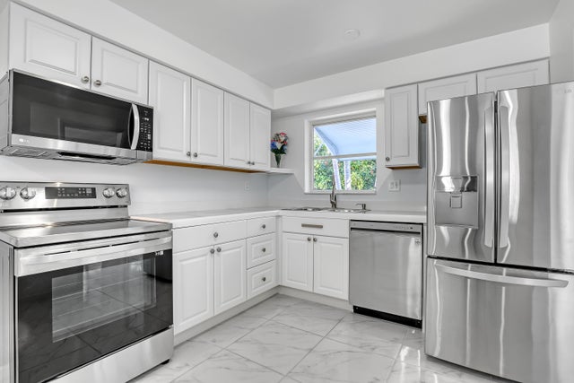 5 of 38 - 115 Elwa Place, West Palm Beach, FL