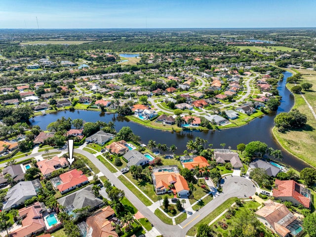 1 of 38 - 2057 Amesbury Circle, Wellington, FL