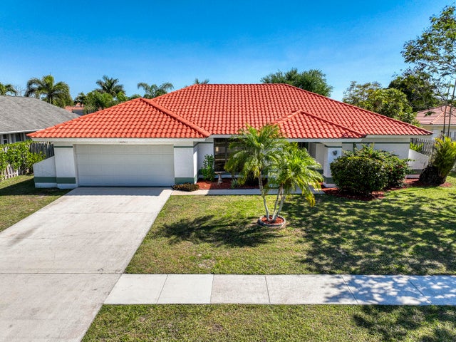 3 of 38 - 2057 Amesbury Circle, Wellington, FL