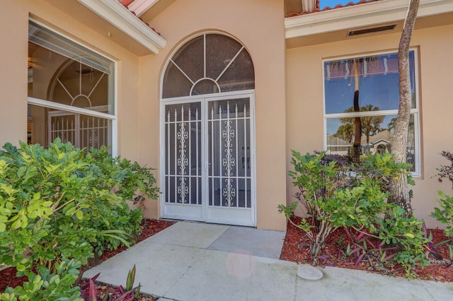4 of 41 - 216 Hampton Ct, Jupiter, FL