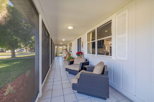 4 of 42 - 1415 16th Court Sw, Vero Beach, FL