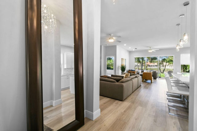 3 of 44 - 165 Hampton Pl, Jupiter, FL