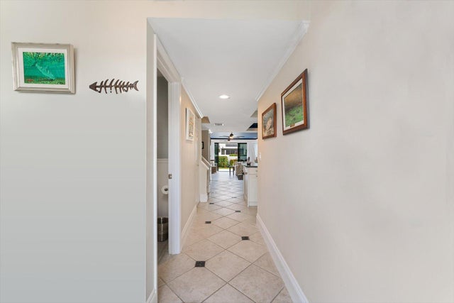 4 of 44 - 700 Ne 20th Lane, Boynton Beach, FL