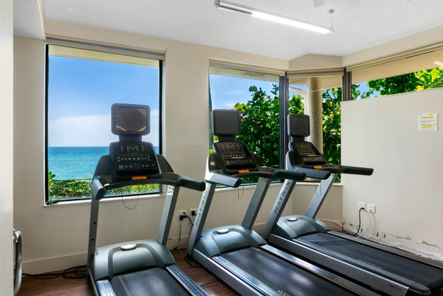 5 of 28 - 5080 N Ocean Dr #1d, Singer Island, FL