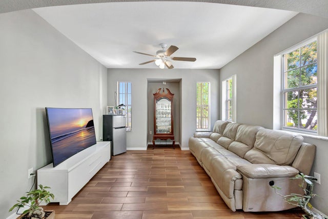 4 of 60 - 170 Sw Peacock Boulevard #36-202, Port Saint Lucie, FL