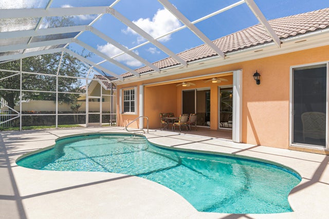 3 of 47 - 10915 Sw Hartwick Drive, Port Saint Lucie, FL