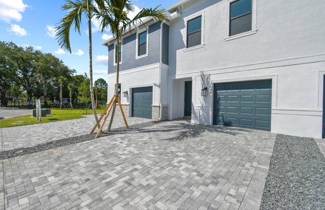 2 of 27 - 7648 Sw Lucy Lane #latitude, Stuart, FL