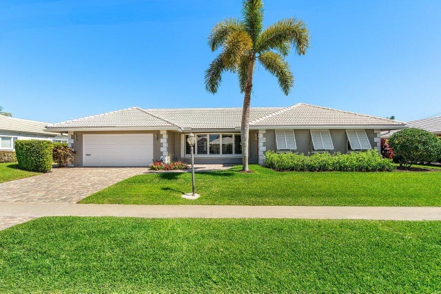 1 of 45 - 976 Sw Mulberry Way, Boca Raton, FL