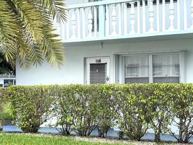 2 of 56 - 120 Dorchester F, West Palm Beach, FL