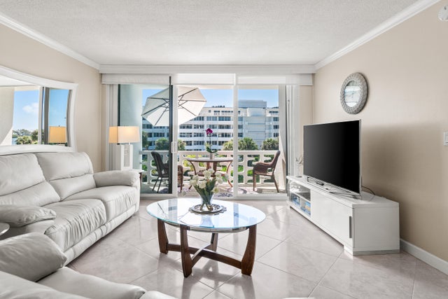 5 of 30 - 2760 S Ocean Boulevard #313, Palm Beach, FL