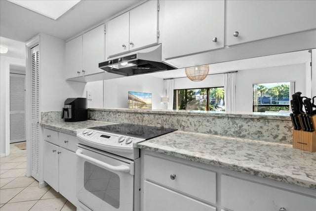 5 of 53 - 11863 Wimbledon Circle #446, Wellington, FL