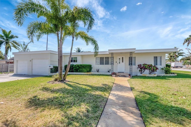 1 of 44 - 609 16th Avenue N, Lake Worth Beach, FL