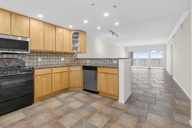 5 of 59 - 3101 S Ocean Boulevard #1002, Highland Beach, FL