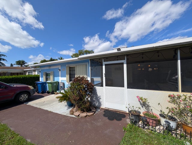 2 of 22 - 3171 Jackson Boulevard, Fort Lauderdale, FL