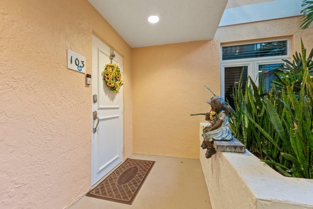 4 of 67 - 309 E Ocean Avenue #103, Lantana, FL
