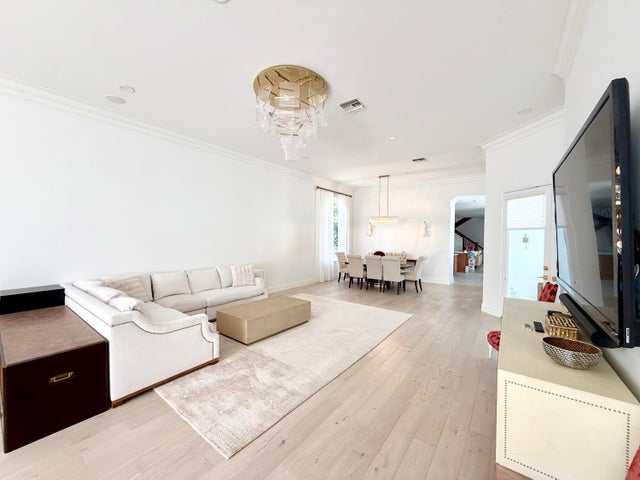 5 of 39 - 325 Eagle Drive, Jupiter, FL