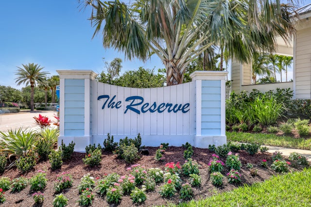 5 of 42 - 109 Royal Palm Circle, Tequesta, FL