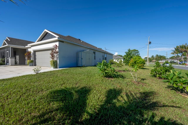 5 of 47 - 1302 Se Naples Lane, Port Saint Lucie, FL
