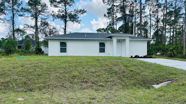 1 of 13 - 840 Clow St E, Lehigh Acres, FL
