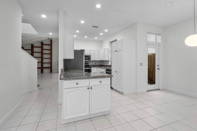 5 of 36 - 6674 Nw 25th Avenue, Boca Raton, FL