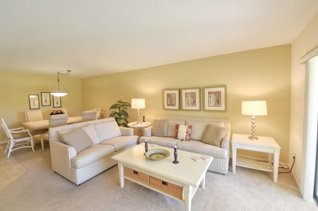 2 of 33 - 15 Southport Lane #e, Boynton Beach, FL