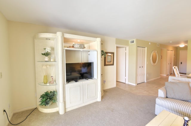 3 of 33 - 15 Southport Lane #e, Boynton Beach, FL