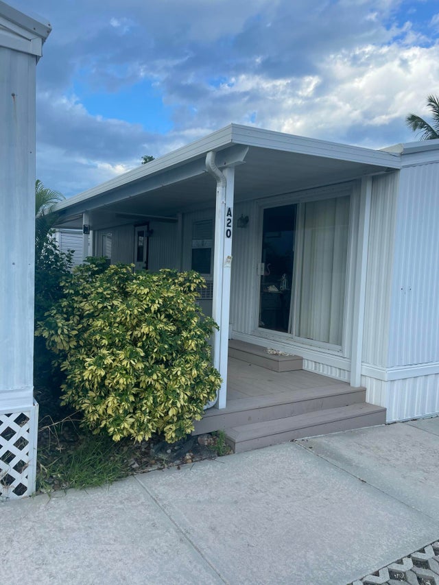 4 of 21 - 20 Briny Breezes Boulevard #a, Briny Breezes, FL