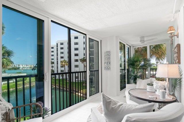 4 of 54 - 19800 Sandpointe Bay Dr #305, Jupiter, FL