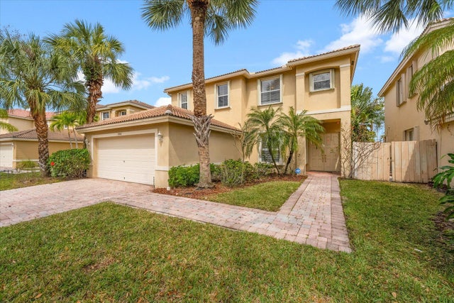 1 of 37 - 5002 Victoria Circle, West Palm Beach, FL