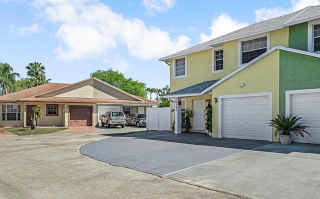 2 of 27 - 10293 Boynton Place Cir, Boynton Beach, FL