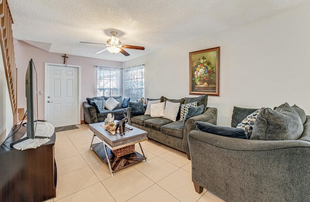 4 of 27 - 10293 Boynton Place Cir, Boynton Beach, FL