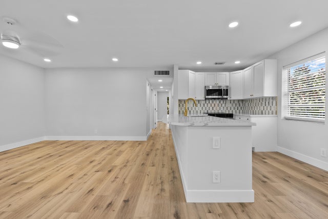 5 of 26 - 314 Monaco #g, Delray Beach, FL