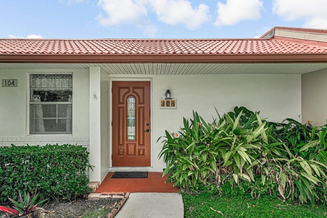 3 of 31 - 104 Lake Barbara Dr, West Palm Beach, FL