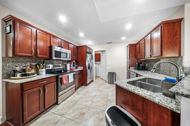 5 of 39 - 154 Mediterranean Boulevard N, Port Saint Lucie, FL