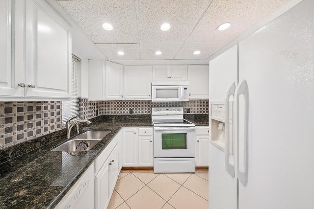 2 of 15 - 1620 Se Green Acres Circle #n104, Port Saint Lucie, FL