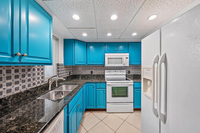3 of 15 - 1620 Se Green Acres Circle #n104, Port Saint Lucie, FL