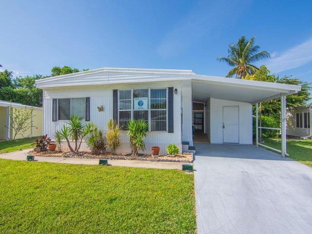 1 of 19 - 521 Ne Sapphire Lane, Jensen Beach, FL