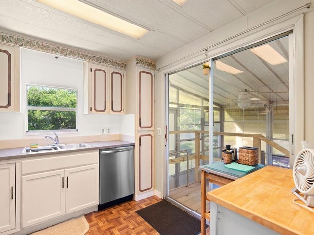 3 of 19 - 521 Ne Sapphire Lane, Jensen Beach, FL