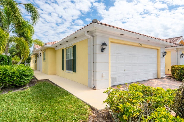 2 of 37 - 10701 Sw Hartwick Drive, Port Saint Lucie, FL