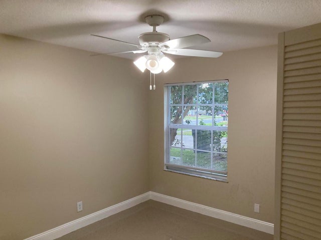 5 of 32 - 1112 Wild Cherry Lane, Wellington, FL
