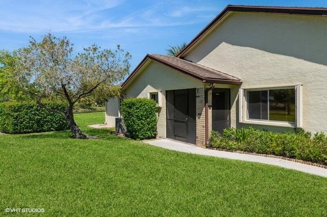 3 of 31 - 148 Village Walk Drive #24, Royal Palm Beach, FL