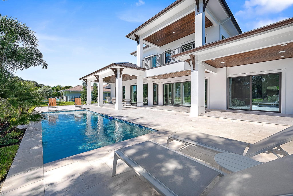 325 Fairway N, Tequesta