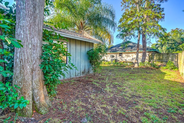 5 of 27 - 1073 Goldenrod Rd, Wellington, FL