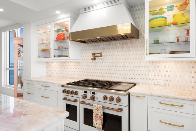 4 of 76 - 5050 N Ocean Dr #1401, Singer Island, FL