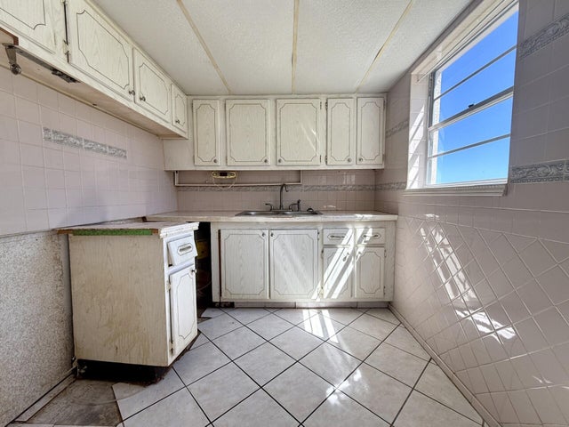 5 of 20 - 401 Chatham T, West Palm Beach, FL