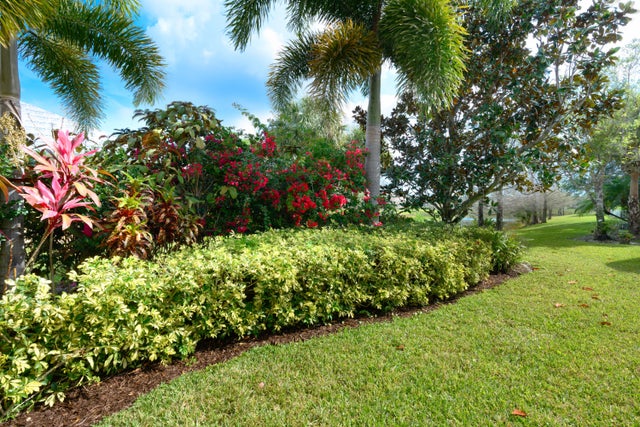 2 of 34 - 4703 Dovehill Drive, Palm Beach Gardens, FL