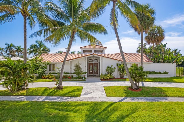 1 of 31 - 30 Curlew Road, Manalapan, FL