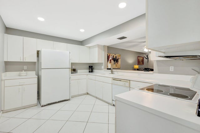 4 of 43 - 9680 Sills Drive E #102, Boynton Beach, FL